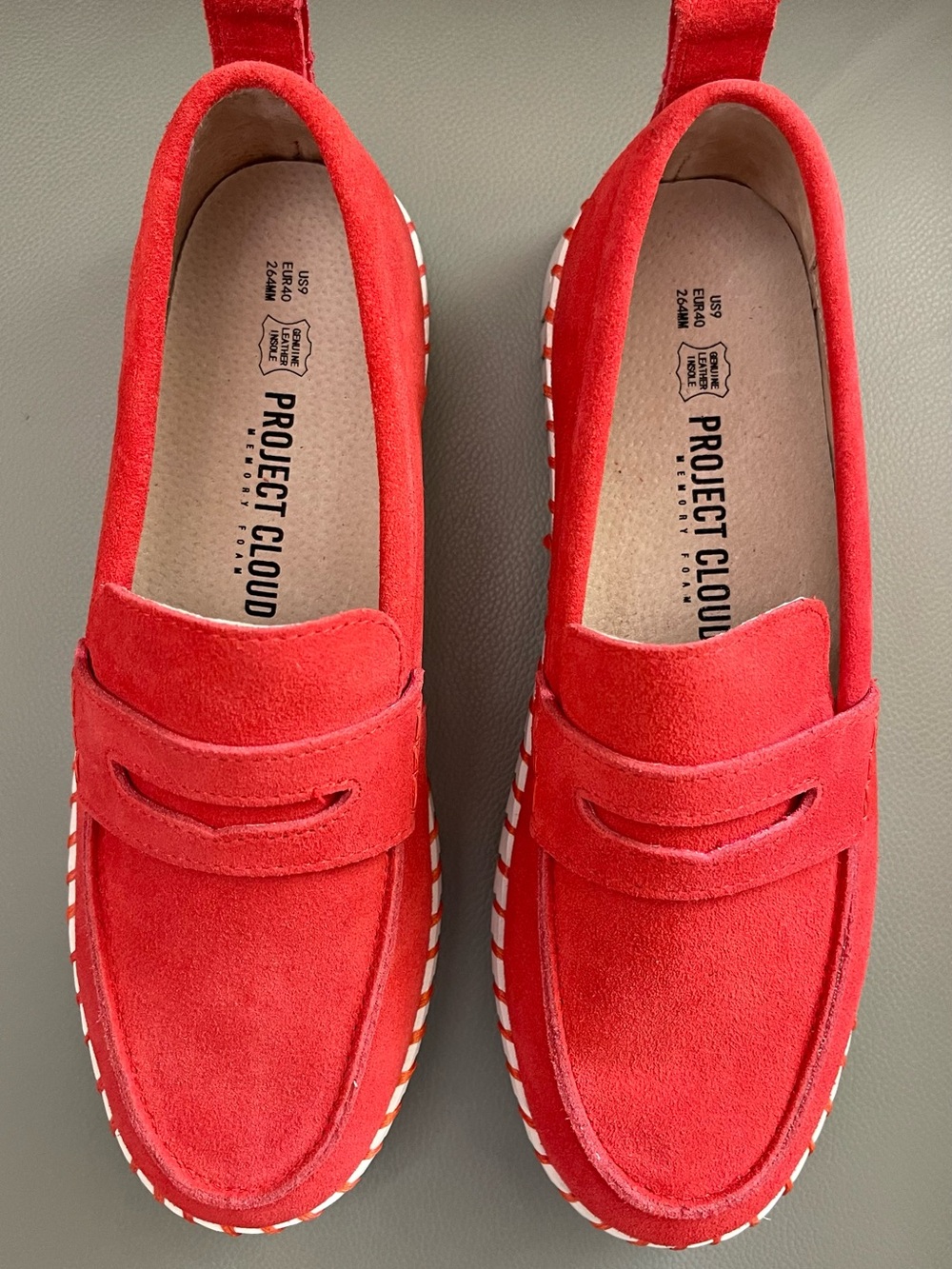 NWOT Project Cloud Women’s Red Genuine Suede Penny Loafers w/Memory Foam, Size 9 - Picture 3 of 9